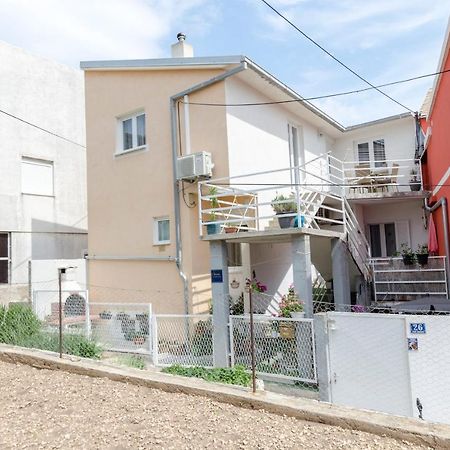 Apartments Dasa Primosten Luaran gambar